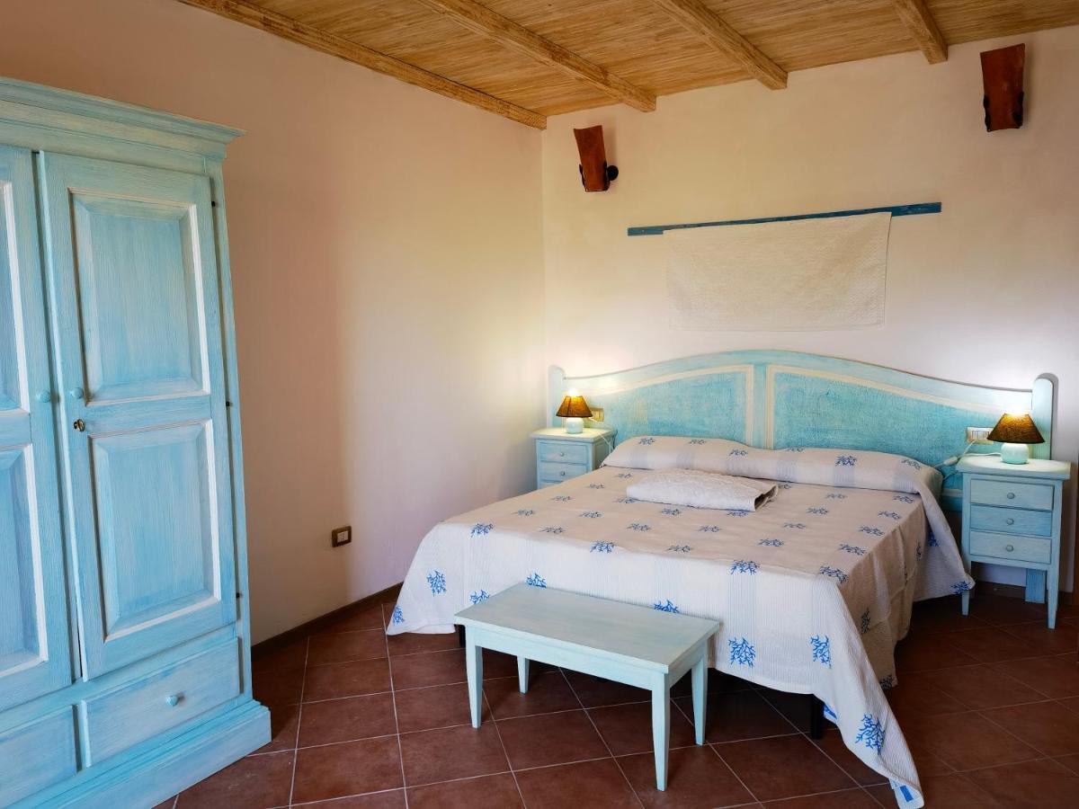 La Corte Degli Ulivi - Albergo Rurale Трезнурагес Экстерьер фото