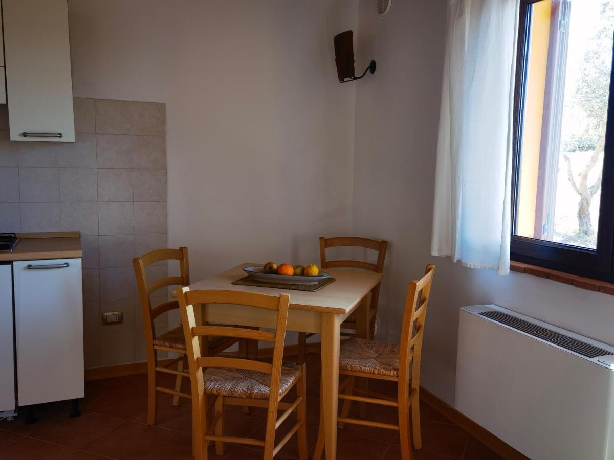 La Corte Degli Ulivi - Albergo Rurale Трезнурагес Экстерьер фото