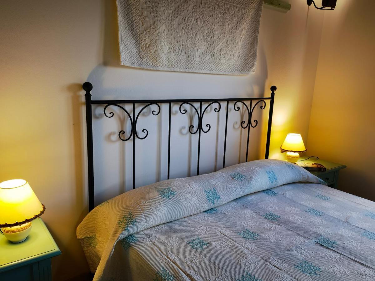 La Corte Degli Ulivi - Albergo Rurale Трезнурагес Экстерьер фото