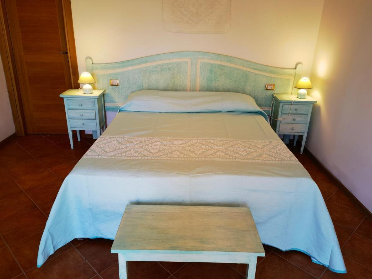 La Corte Degli Ulivi - Albergo Rurale Трезнурагес Экстерьер фото